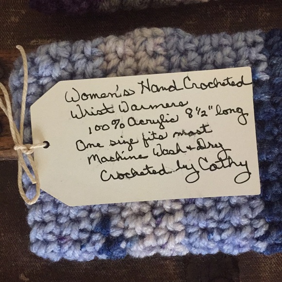 🎁 ‼️1 LEFT‼️ Purple Whimsy Fingerless Gloves - Picture 3 of 5